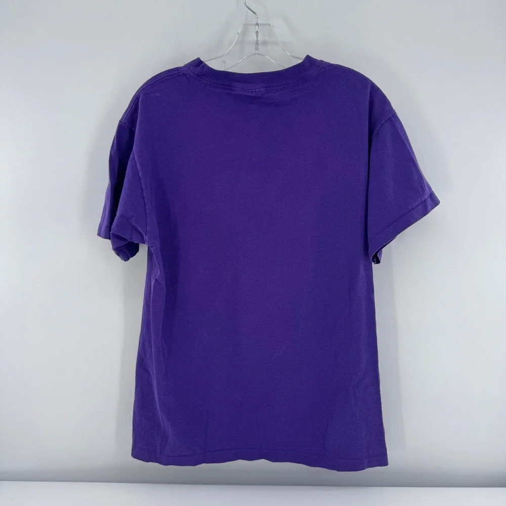 Vintage 1990 Guess Georges Marciano Purple Graphic T-Shirt New York Paris USA M - Picture 4 of 7